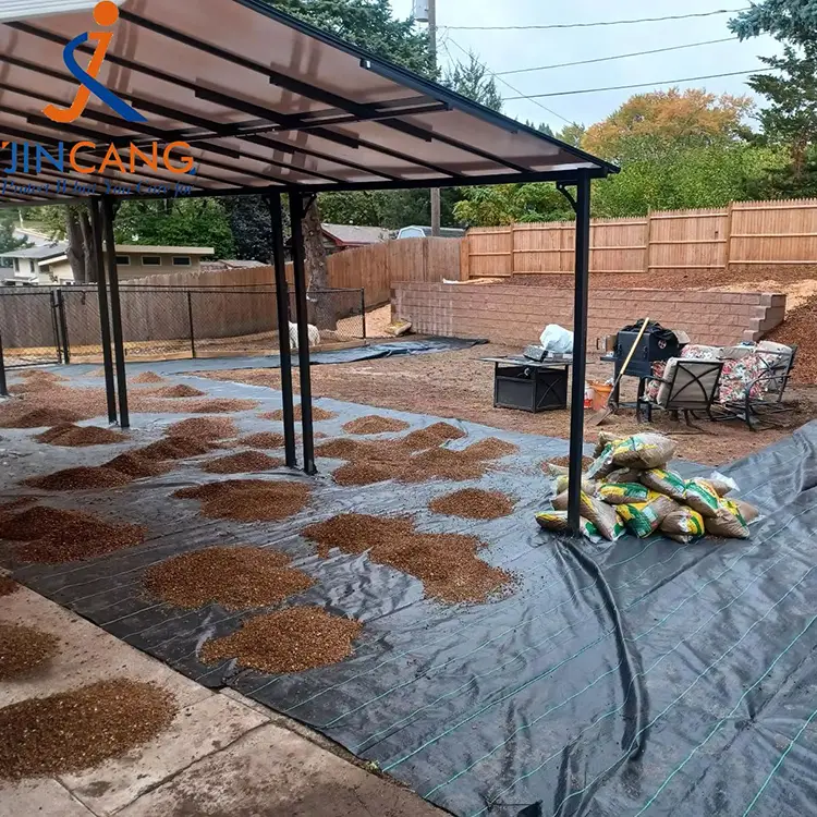 Odolná podložka plevele